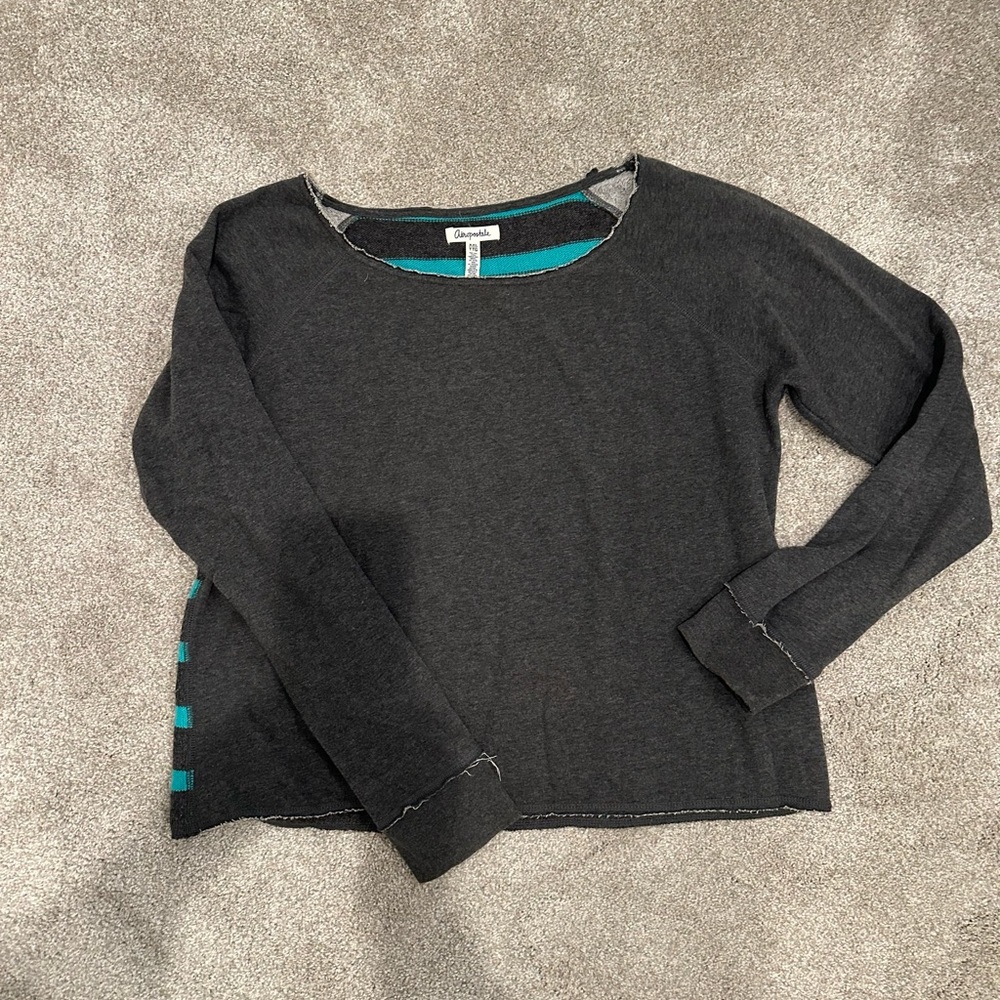 Aeropostale Gray Top with Teal Stripes